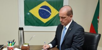 MINISTRO DA CIDADANIA, ONYX LORENZONI PARTICIPA DO TREZE HORAS – Podcast
