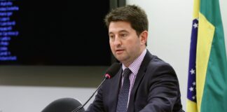 ARTIGO – MAIS LIVRES PARA RETOMAR A FORÇA DA ECONOMIA