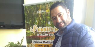 PELOTAS VERDE E MULTICOLORIDA: VEREADOR APOIA O PROJETO DO TREZE HORAS