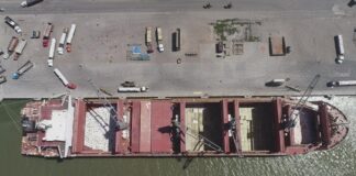 INOVAÇÃO: SAGRES E MGL FAZEM EMBARQUE DE ARROZ E PLYWOOD EM NAVIO DO FORMATO BREAK BULK