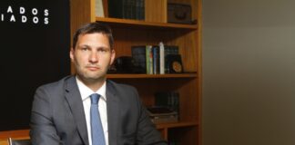 ELEIÇÕES NA OAB-RS – CANDIDATO LEONARDO LAMACHIA FALA AO TREZE HORAS – Podcast