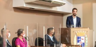 GOVERNADOR EDUARDO LEITE RECEBE HOMENAGEM DA CÂMARA MUNICIPAL DE PELOTAS, ONDE FOI VEREADOR E PRESIDENTE