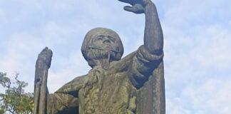 DENÚNCIA: MONUMENTO “AO BOMBEADOR” ESTÁ SENDO VANDALIZADO – Podcast