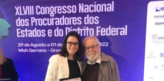 ADVOGADA PELOTENSE RECEBE PRÊMIO DA ASSOCIAÇÃO DE PROCURADORES DO RS – Podcast