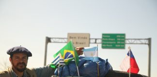 EXPOSIÇÃO FOTOGRÁFICA DA “EXPEDIÇÃO FUSCAMÉRICA” ESTÁ NO SHOPPING PELOTAS