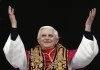 ARTIGO: BENTO XVI – UMA LUZ PRÓPRIA NA SANTA SÉ – 2005