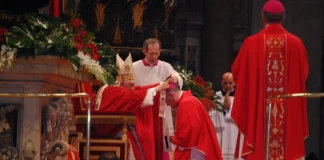 MEMÓRIA DO TREZE HORAS – EM 29 DE JUNHO DE 2011, DOM JACINTO RECEBIA O PÁLIO DO PAPA BENTO XVI