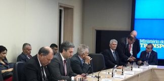 MINISTRO DOS TRANSPORTES DESTACOU OBRAS DO TRECHO DE CAMAQUÃ NA REUNIÃO COM A BANCADA GAÚCHA