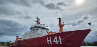 NAVIO POLAR ALMIRANTE MAXIMIANO ATRACOU RECENTEMENTE NO PORTO DE RIO GRANDE