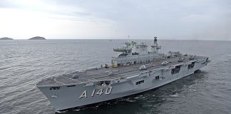 MAIOR NAVIO DA MARINHA CHEGA PARA REFORÇAR ATENDIMENTO AOS DESABRIGADOS
