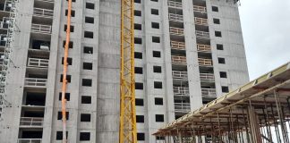 ALUNOS DE ARQUITETURA E URBANISMO DA UFPEL VISITAM OBRA DA PORTO5