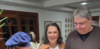 CONTOS PELOTENSES É LANÇADO EM FLORIANÓPOLIS