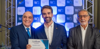 GOVERNADOR EDUARDO LEITE É HOMENAGEADO PELA SANTA CASA DE PELOTAS
