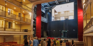 REPRESENTANTES DO IPHAN VISITAM OBRAS DO THEATRO SETE DE ABRIL FECHADO HÁ 15 ANOS PARA OBRAS DE RESTAURAÇÃO