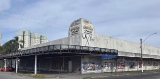 CONFIRMADA VENDA DO ANTIGO SUPERMERCADO POIS POIS